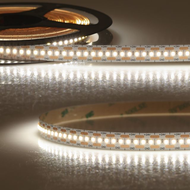 LED High End Linearlicht-Streifen, 24V, 15W, IP20, warmweiss, >90 RA/CRI, 5M